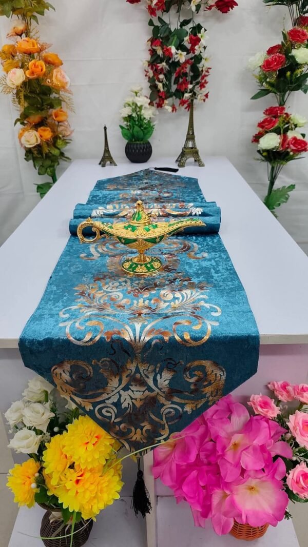 New Model Luxury Embroidered Dining Table Runner Velvet